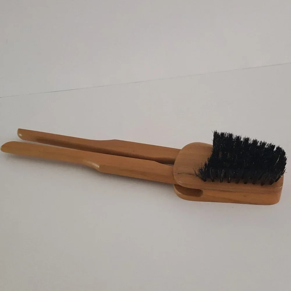 Vintage 2-In-1 Folding Portable Wooden Travel Hanger with Lint Brush